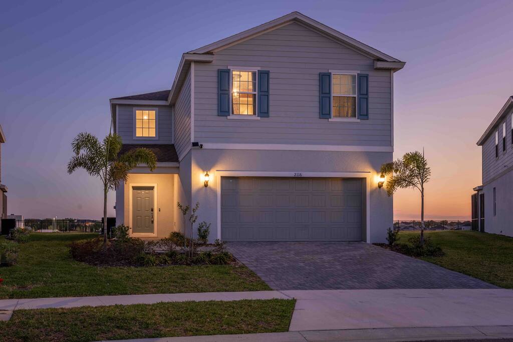 Ultimate Themed Retreat — Davenport vacation rental